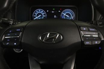 Hyundai KONA 39kWh SE Connect Auto 5dr (10.5kW Charger)