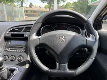 Peugeot 3008 1.6 HDi Active Euro 5 5dr