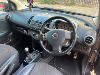 Nissan Note 1.6 16v SVE 5dr