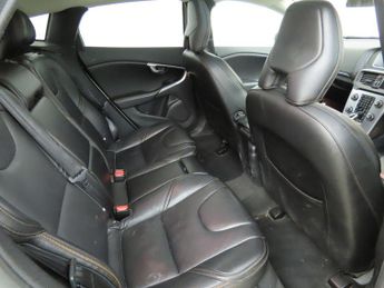 Volvo V40 Cross Country 1.5 T3 GPF Pro Auto Euro 6 (s/s) 5dr