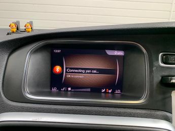 Volvo V40 Cross Country 1.5 T3 GPF Pro Auto Euro 6 (s/s) 5dr