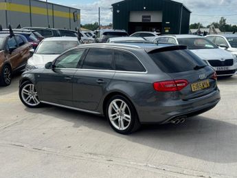 Audi A4 Avant 2.0 TDI S line Multitronic Euro 6 (s/s) 5dr (Nav)