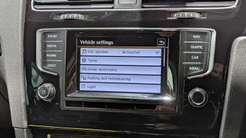 VOLKSWAGEN GOLF 2.0 Golf R DSG 4WD 5dr