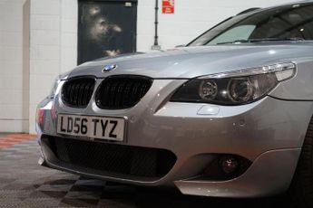 BMW 5 Series 4.8 550i V8 M Sport Touring 5dr Petrol Auto Euro 4 (367 ps)
