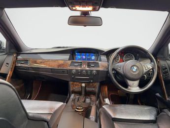 BMW 5 Series 4.8 550i V8 M Sport Touring 5dr Petrol Auto Euro 4 (367 ps)