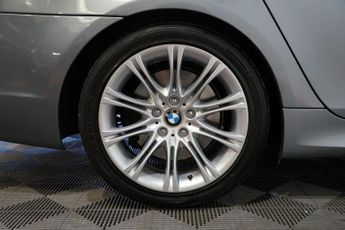 BMW 5 Series 4.8 550i V8 M Sport Touring 5dr Petrol Auto Euro 4 (367 ps)
