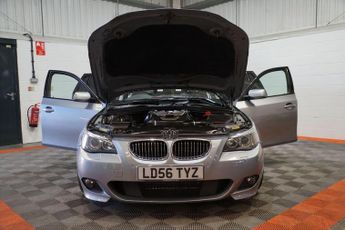 BMW 5 Series 4.8 550i V8 M Sport Touring 5dr Petrol Auto Euro 4 (367 ps)