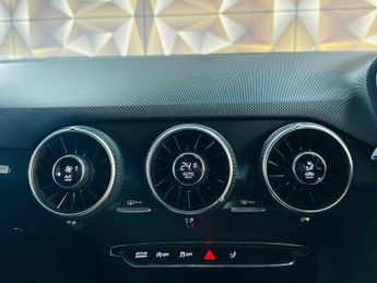 Audi TTS 2.0 TFSI S Tronic quattro Euro 6 (s/s) 3dr