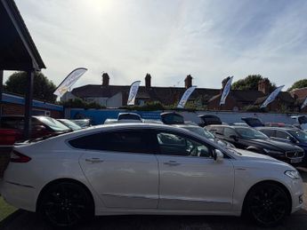 Ford Mondeo 2.0 TDCi Vignale Hatchback 5dr Diesel Powershift Euro 6 (s/s) (2