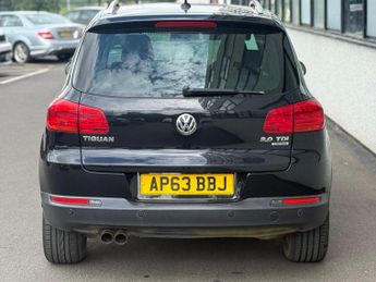 Volkswagen Tiguan 2.0 TDI BlueMotion Tech Match 4WD Euro 5 (s/s) 5dr