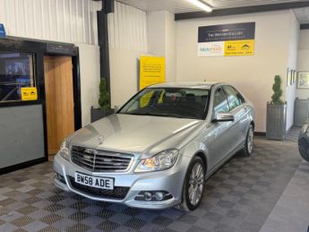 Mercedes C Class 2.1 C220 CDI BlueEfficiency Elegance G-Tronic+ Euro 5 (s/s) 4dr