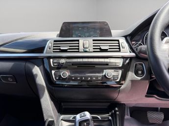 BMW 3 Series 2.0 330e 7.6kWh Sport Auto Euro 6 (s/s) 4dr