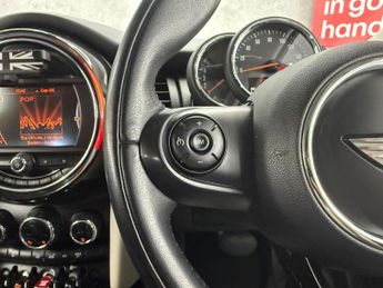 MINI Hatch 1.5 Cooper D Auto Euro 6 (s/s) 3dr