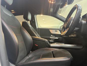 Mercedes-Benz EQA EQA 350 66.5kWh AMG Line Auto 4MATIC 5dr