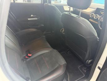 Mercedes-Benz EQA EQA 350 66.5kWh AMG Line Auto 4MATIC 5dr