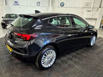 Vauxhall Astra 1.6 CDTi ecoFLEX Elite Nav Euro 6 (s/s) 5dr