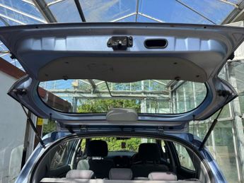 Kia Picanto 1.1 LX 5dr