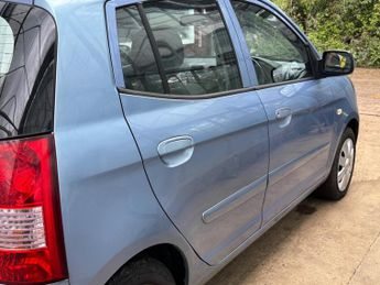Kia Picanto 1.1 LX 5dr