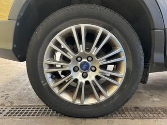 Ford Kuga 2.0 TDCi Titanium Powershift AWD Euro 5 5dr