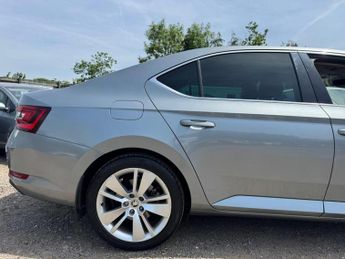 Skoda Superb 2.0 TDI SE L Executive DSG 4WD Euro 6 (s/s) 5dr