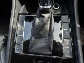 Skoda Superb 2.0 TDI SE L Executive DSG 4WD Euro 6 (s/s) 5dr