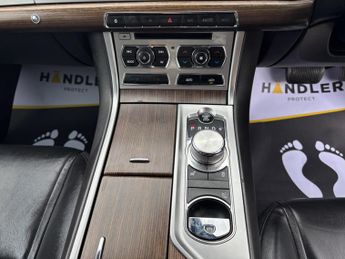 Jaguar XF 2.2d Luxury Auto Euro 5 (s/s) 4dr
