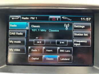 Jaguar XF 2.2d Luxury Auto Euro 5 (s/s) 4dr