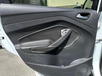 Ford Kuga 1.5 TDCi Titanium Powershift Euro 6 (s/s) 5dr