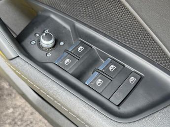 Audi A3 1.4 TFSIe 40 S line Sportback S Tronic Euro 6 (s/s) 5dr 13kWh