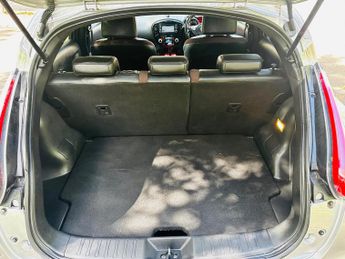 Nissan Juke 1.6 N-Connecta SUV 5dr Petrol XTRON Euro 6 (117 ps)