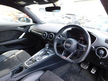 Audi TT 2.0 TFSI 40 S line S Tronic Euro 6 (s/s) 3dr