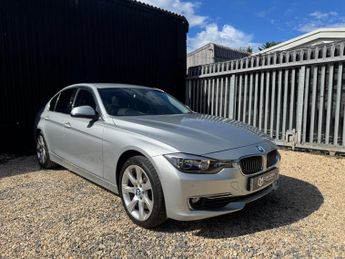 BMW 320 2.0 320d Luxury Auto xDrive Euro 5 (s/s) 4dr