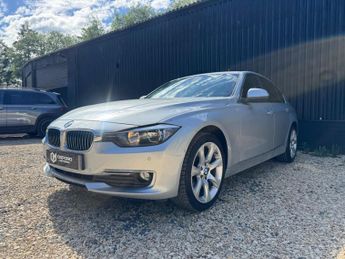 BMW 3 Series 2.0 320d Luxury Auto xDrive Euro 5 (s/s) 4dr