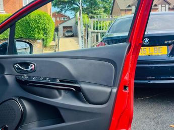 Renault Clio 1.5 dCi Dynamique S MediaNav EDC Euro 5 5dr
