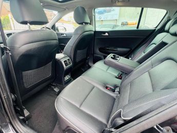 Kia Sportage 1.7 CRDi 3 DCT Euro 6 (s/s) 5dr