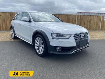 Audi A4 2.0 TFSI Estate 5dr Petrol S Tronic quattro Euro 5 (s/s) (211 ps
