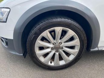 Audi A4 Allroad 2.0 TFSI Estate 5dr Petrol S Tronic quattro Euro 5 (s/s) (211 ps