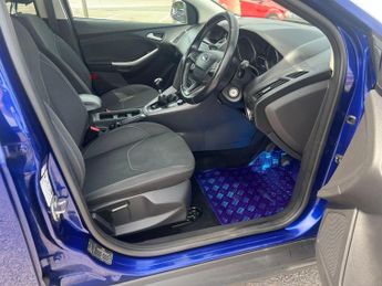 Ford Focus 1.0T EcoBoost Zetec Euro 6 (s/s) 5dr