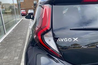 Toyota Aygo X 1.0 VVT-i Edge Hatchback 5dr Petrol x-shift Euro 6 (s/s) (72 ps)