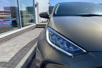 Toyota Yaris 1.5 VVT-h Excel Hatchback 5dr Petrol Hybrid E-CVT Euro 6 (s/s) (