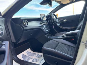 Mercedes-Benz CLA 2.0 CLA220 AMG Line Night Edition (Plus) Shooting Brake 7G-DCT 4