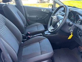 Ford Fiesta 1.0T EcoBoost Zetec Powershift Euro 6 5dr