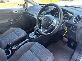 Ford Fiesta 1.0T EcoBoost Zetec Powershift Euro 6 5dr