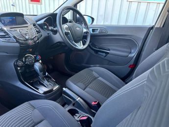 Ford Fiesta 1.0T EcoBoost Zetec Powershift Euro 6 5dr