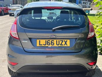 Ford Fiesta 1.0T EcoBoost Zetec Powershift Euro 6 5dr