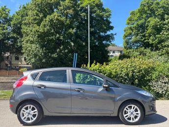 Ford Fiesta 1.0T EcoBoost Zetec Powershift Euro 6 5dr
