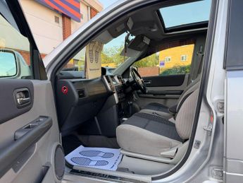 Nissan X-Trail 2.5i Columbia SUV 5dr Petrol Automatic (231 g/km, 165 bhp)