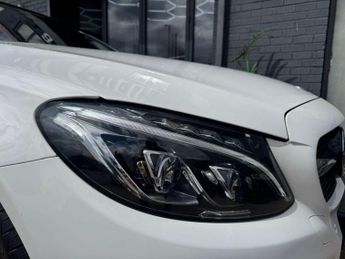 MERCEDES-BENZ C-CLASS 2.0 C200 AMG Line (Premium Plus) Coupe 2dr Petrol G-Tronic+ Euro