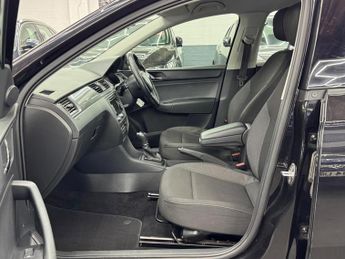 Skoda Rapid Spaceback 1.4 TSI SE Tech DSG Euro 5 5dr