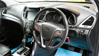 HYUNDAI SANTA FE 2.2 CRDi Blue Drive Premium SUV 5dr Diesel Auto 4WD Euro 6 (s/s)